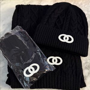 NEW Black Knit Hat, Scarf, and Gloves Set
